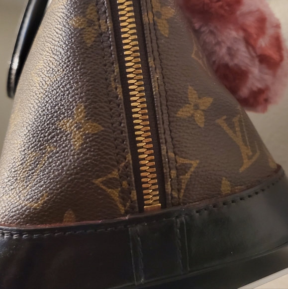 ***Sold on Mercari***Louis-vuitton - Picture 10 of 15